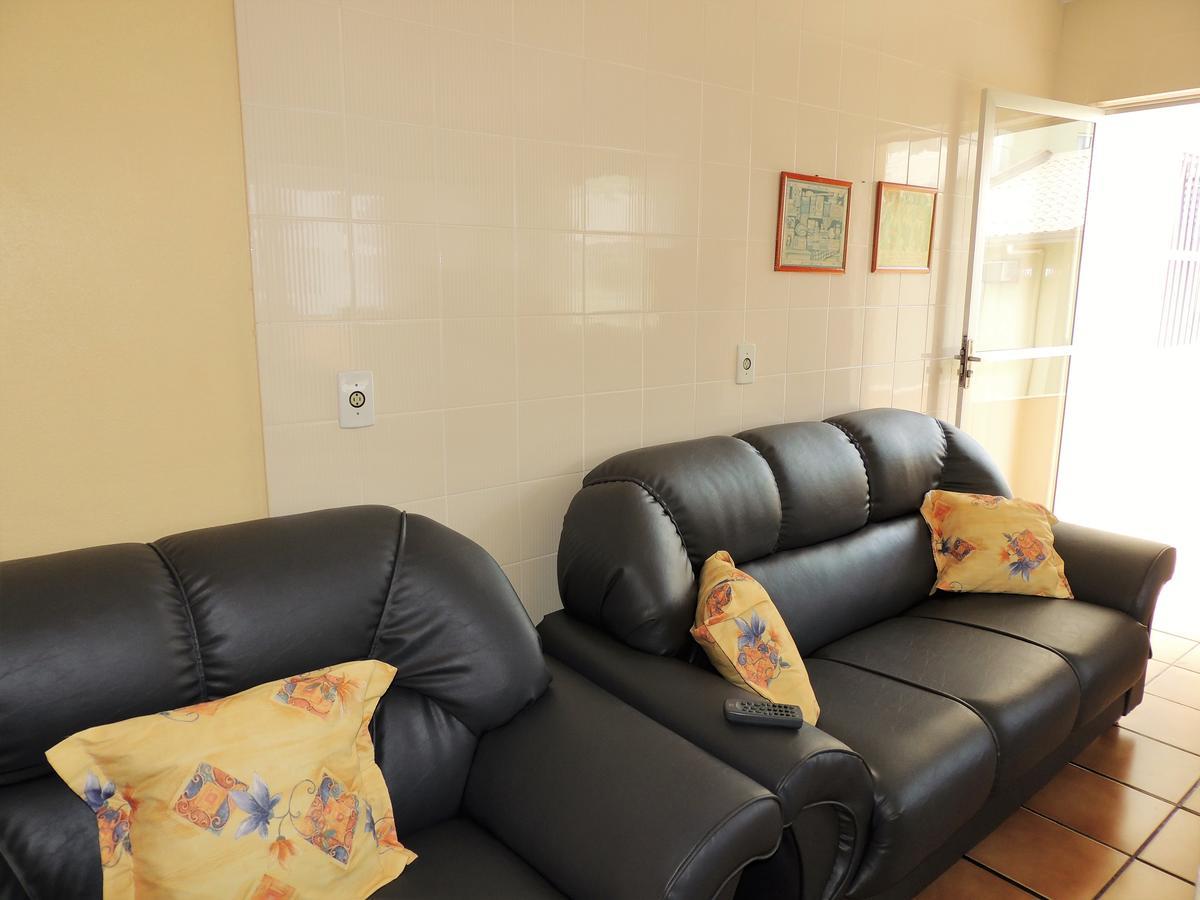Residencial Kelly Cristina Daire Bombinhas Dış mekan fotoğraf