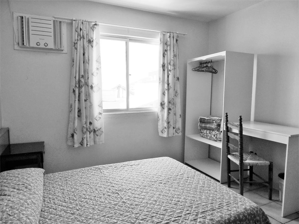 Residencial Kelly Cristina Daire Bombinhas Dış mekan fotoğraf