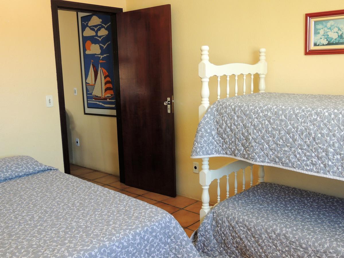 Residencial Kelly Cristina Daire Bombinhas Dış mekan fotoğraf