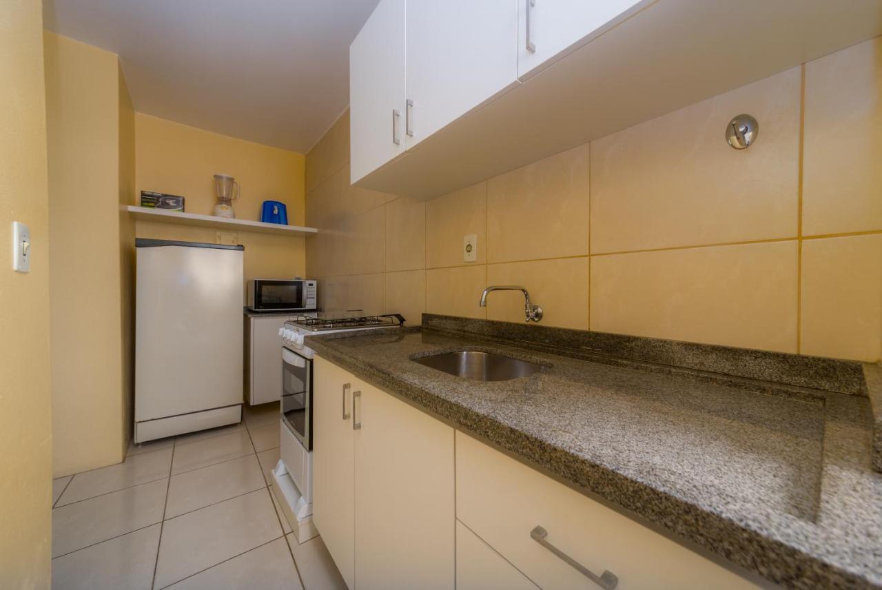 Residencial Kelly Cristina Daire Bombinhas Dış mekan fotoğraf
